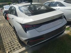 Hyundai Elantra 2023 1.5L CVT GLX Elite - ფოტო 5