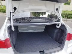 Volkswagen Santana 1.5L Manual Fashion Edition - ფოტო 19