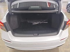 Honda Civic 2.0L e:HEV Sharp Power Edition - ფოტო 19