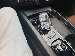 Volvo XC60 Plug-in Hybrid 2022 T8 Plug-in Hybrid Long Range AWD Smart Luxury Edition - ფოტო 14