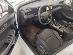 SAIC MG i5 1.5L CVT Luxury - ფოტო 16