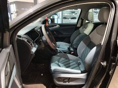 Volkswagen Touareg 300TSI FWD Full Moon Edition - ფოტო 15