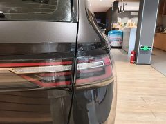 Volkswagen Touareg 300TSI FWD Full Moon Edition - ფოტო 8
