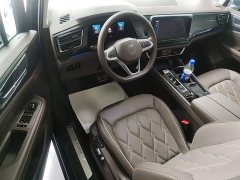 Volkswagen Viloran 380TSI Prestige - ფოტო 15