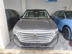 Volkswagen Viloran 380TSI Prestige - ფოტო 3