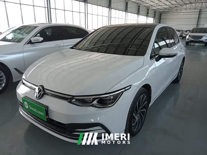 Volkswagen Golf Facelift 280TSI DSG Pro - ავტომობილი ჩინეთიდან
