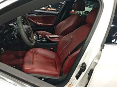 BMW 5 Series 525Li M Sport Package - ფოტო 15