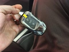 Volkswagen Magotan 2 Million Units Commemorative Edition 330TSI DSG Leading Version - ფოტო 17