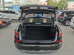 Volkswagen Passat Facelift 330TSI Starry Sky Elite - ფოტო 19