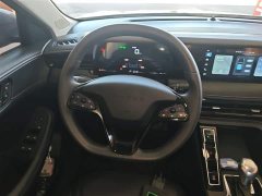 SAIC MG i5 1.5L CVT Luxury - ფოტო 11