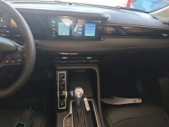 SAIC MG i5 1.5L CVT Luxury - ფოტო 13