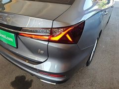 SAIC MG i5 1.5L CVT Luxury - ფოტო 8