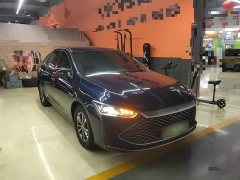 BYD Qin PLUS 2024 Glory Edition DM-i 55KM Leading - ფოტო 4