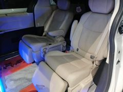 Toyota Sienna 2023 2.5L Hybrid Premium Edition - ფოტო 17
