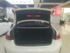 BMW 3 Series 325Li M Sport Package - ფოტო 19