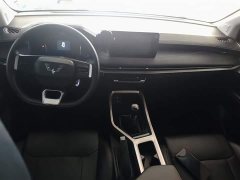 Wuling Jiachen 2022 1.5L Manual Light Comfort Edition - ფოტო 10