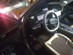 Changan Oushan Z6 Blue Whale 1.5T DCT Smart Navigation Edition - ფოტო 14