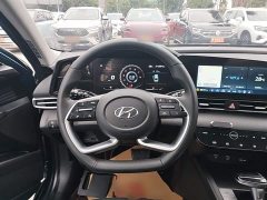 Hyundai Elantra 1.5L CVT Luxury - photo 11