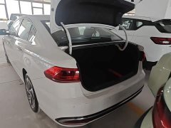 Volkswagen Bora 300TSI DSG Respect Edition - ფოტო 19