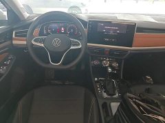 Volkswagen Bora 200TSI DSG Comfort Pro - ფოტო 10