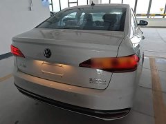Volkswagen Bora 200TSI DSG Comfort Pro - ფოტო 6