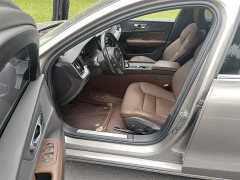 Volvo S60 B4 Smart Luxury Edition - ფოტო 16