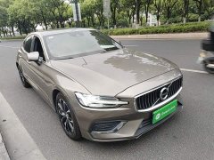 Volvo S60 B4 Smart Luxury Edition - ფოტო 4