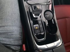Dongfeng Fenghang T5 EVO 2021 1.5TD DCT Star Shine Edition - ფოტო 14