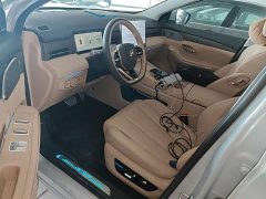Jetour Jietu Shanhai L9 1.5TD 2DHT Flagship 6-Seater - ფოტო 15