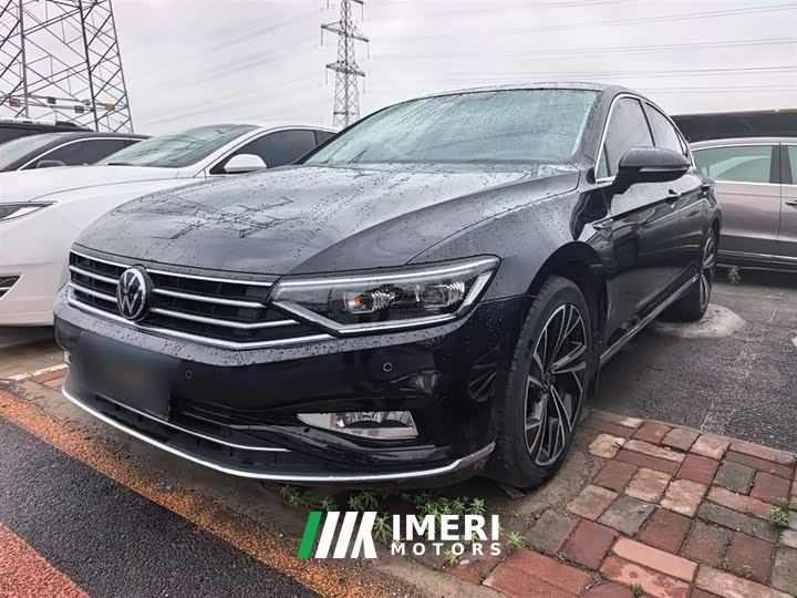 Volkswagen Magotan 330TSI DSG Luxury