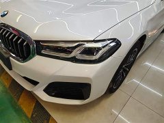 BMW 5 Series Facelift 525Li M Sport Package - ფოტო 15