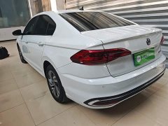 Volkswagen Bora Facelift 200TSI DSG Comfort Navigation Edition - ფოტო 5