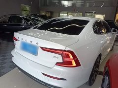 Volvo S60 B4 Intelligent Remote Luxury Edition - ფოტო 7