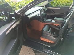Tesla Model Y Rear-Wheel Drive - ფოტო 16
