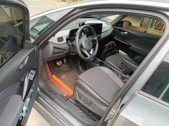 Volkswagen ID.3 Outstanding Edition - ფოტო 12