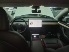 Tesla Model Y Long Range All-Wheel Drive - ფოტო 10