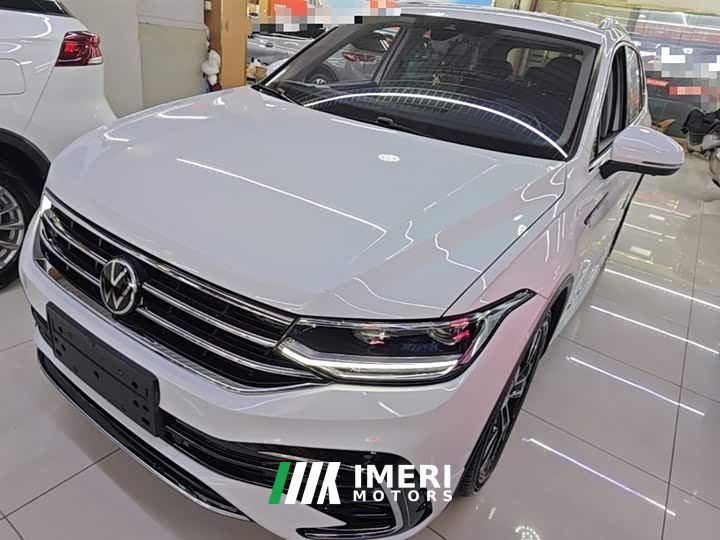 Volkswagen Tiguan L 330TSI Automatic FWD R-Line Comfort Edition