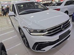 Volkswagen Tiguan L 2023 330TSI Automatic FWD R-Line Comfort Edition - ფოტო 4