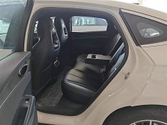 BYD Dolphin 06 DM-i Smart Drive 120KM Deluxe - ფოტო 17