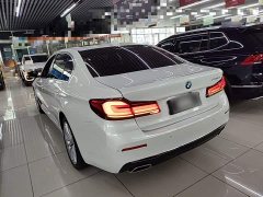 BMW 5 Series 530Li Luxury Edition Premium Package - ფოტო 5