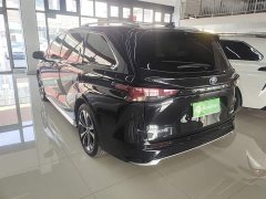 Toyota Grevias 2.5L Hybrid Premium Plus Edition - ფოტო 5