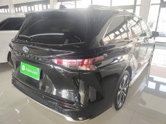 Toyota Grevias 2.5L Hybrid Premium Plus Edition - ფოტო 7
