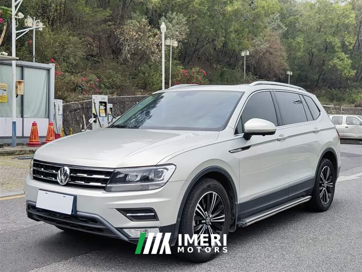 Volkswagen Tiguan L 330TSI Automatic FWD Smart Comfort Edition
