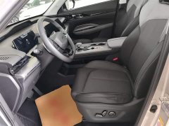 Changan Oushan Z6 Blue Whale 1.5T DCT Smart Edition - ფოტო 15