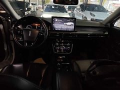 Lincoln Explorer 2.0T Two-Wheel Drive Premium - ფოტო 10
