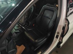 Lincoln Explorer 2.0T Two-Wheel Drive Premium - ფოტო 15
