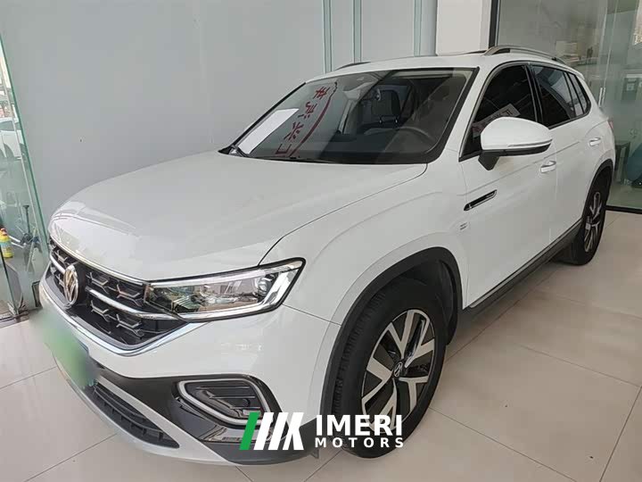 Volkswagen Taos 330TSI FWD Luxury Plus Advanced Edition
