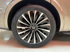 Volkswagen Viloran 2020 380TSI Prestige - ფოტო 10