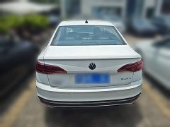 Volkswagen Bora Facelift 200TSI DSG Comfort Navigation Edition - ფოტო 6