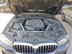 BMW 5 Series 530Li Premier M Sport Package - ფოტო 14
